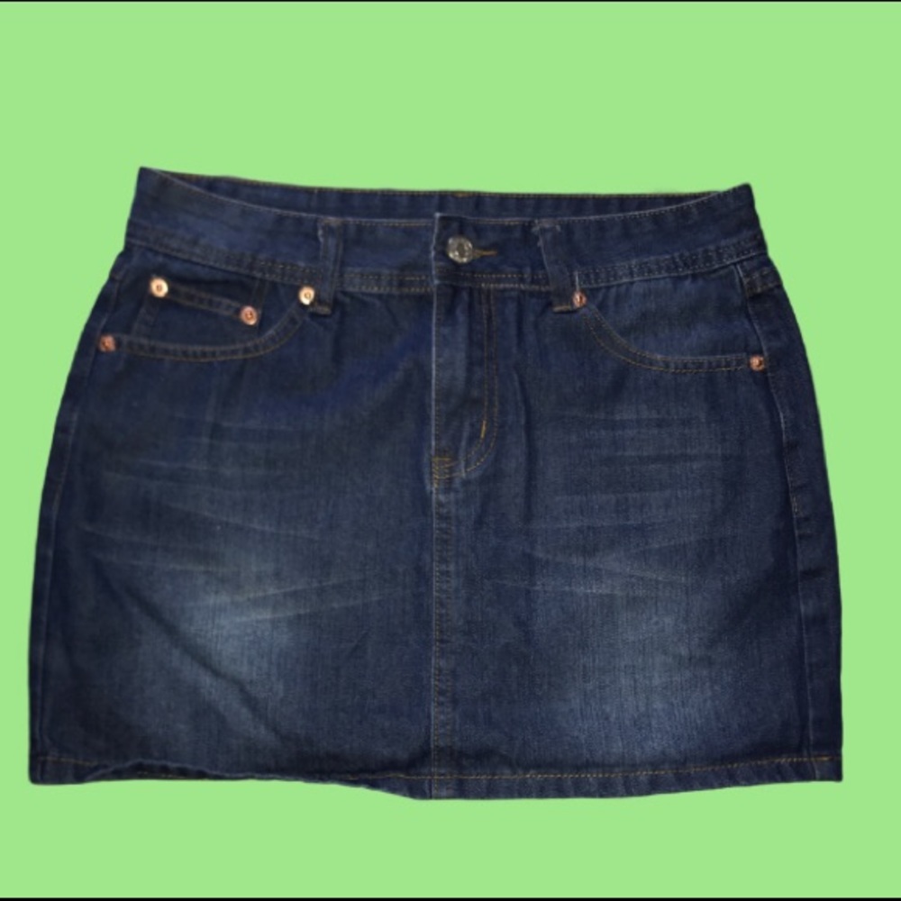 Denim skirt